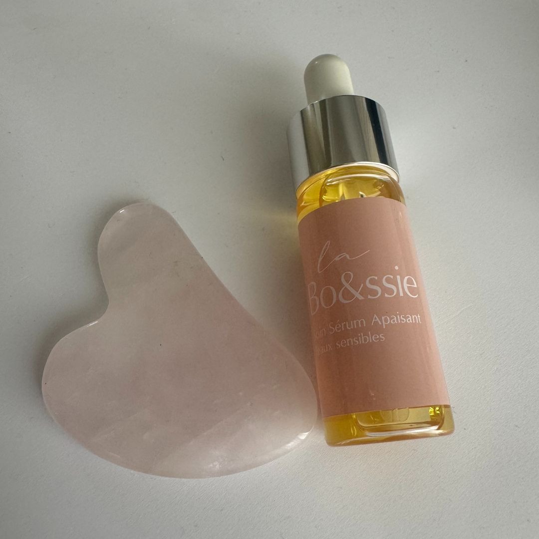 3 Massage Anti-âge Gua-Sha : les joues et sillions nasogéniens thumbnail