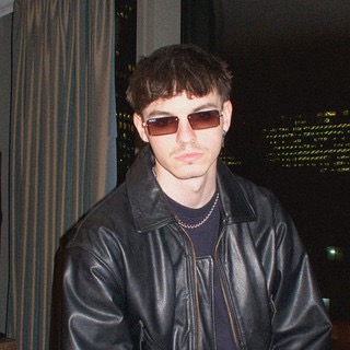 Sam Edwards (Pop, Space Rock) thumbnail