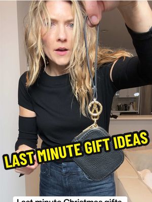 I love both of these @onequince accessories! Both are $30. 🔗 in Stories and arrive before Christmas if you buy them toda