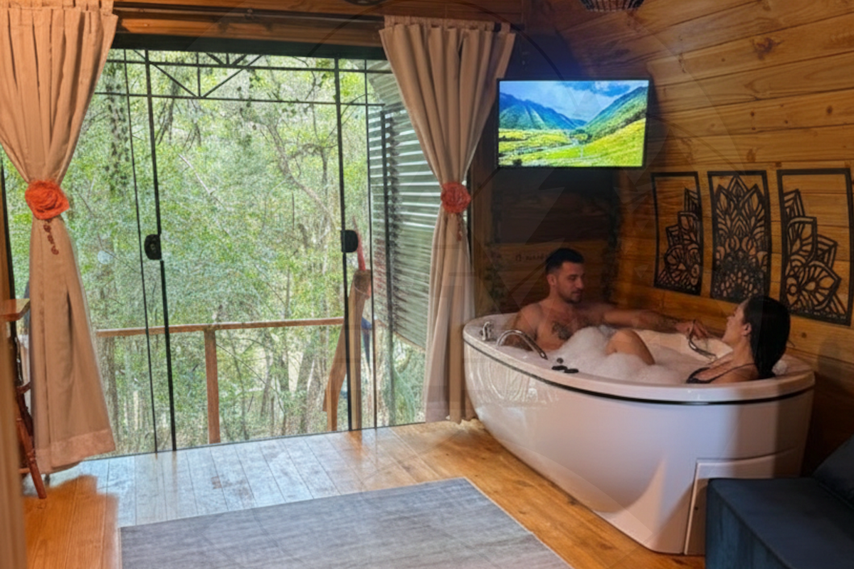 Cabana Lago Encantado -  Hidromassagem - Café da Manhã thumbnail