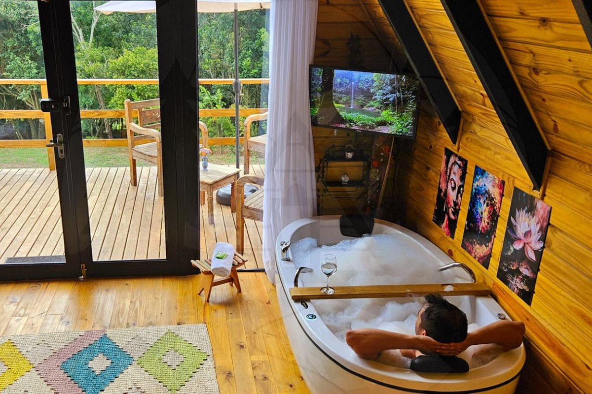 Cabana Topo da Serra -  Hidromassagem - Café da manhã - Lareira thumbnail