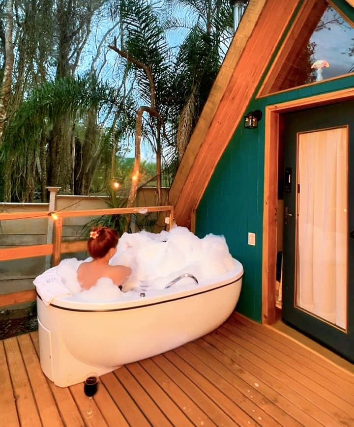 Lugar para ficar · São Roque · ★4,97 · 1 quarto · 1 cama · 1 banheiro thumbnail