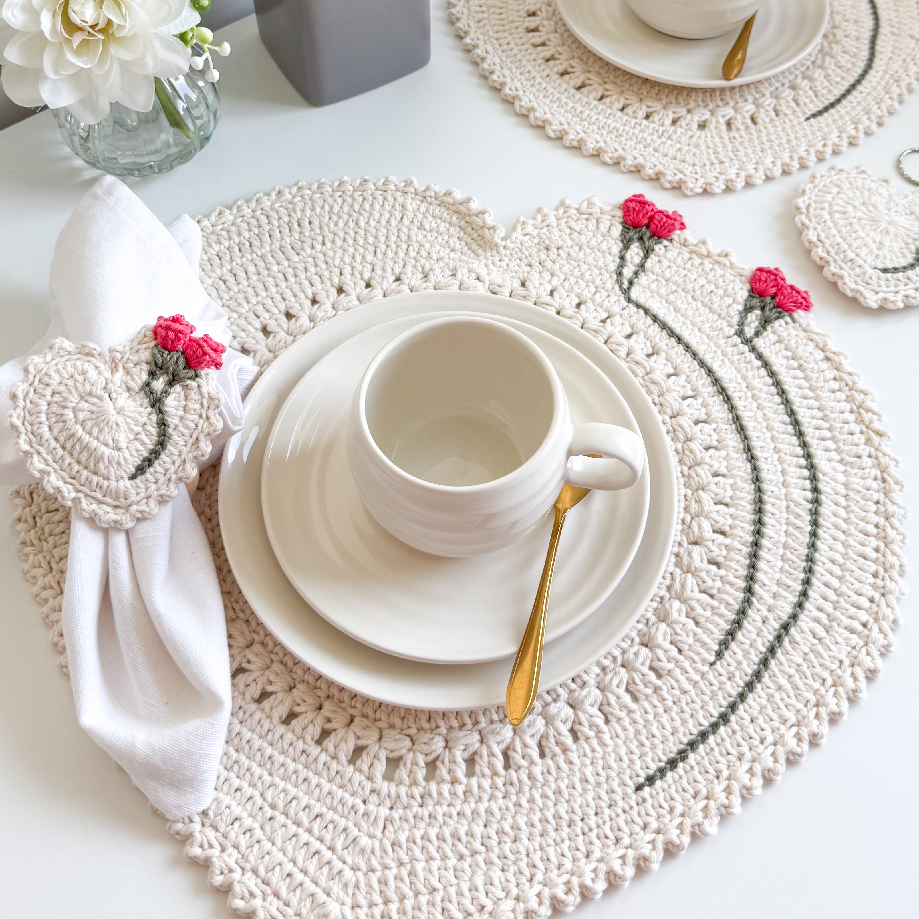 Aulas Americano Coração de Tulipas- Americano para Chá- Porta Copo e Porta Guardanapo  thumbnail