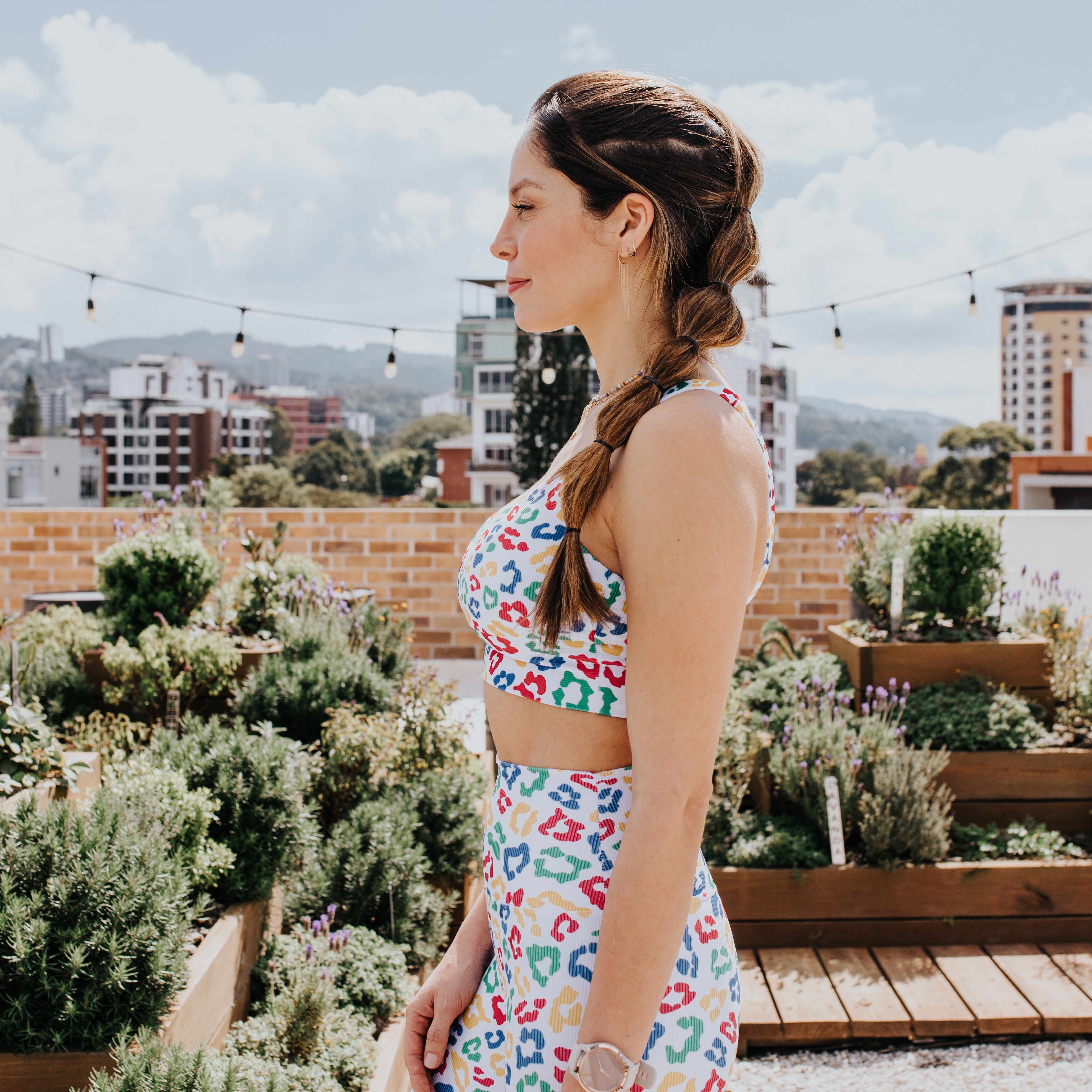 Conóceme un poco más  thumbnail