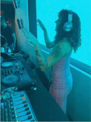 39• Congresso Anpet  Que energia foi essa??  A galera tava Animada..  #congresso #anpet #goiania #bellaeventos #dj 