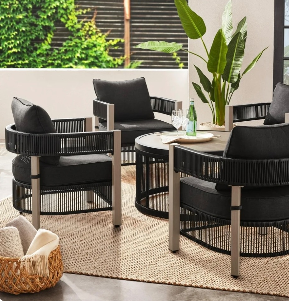 Set de patio thumbnail