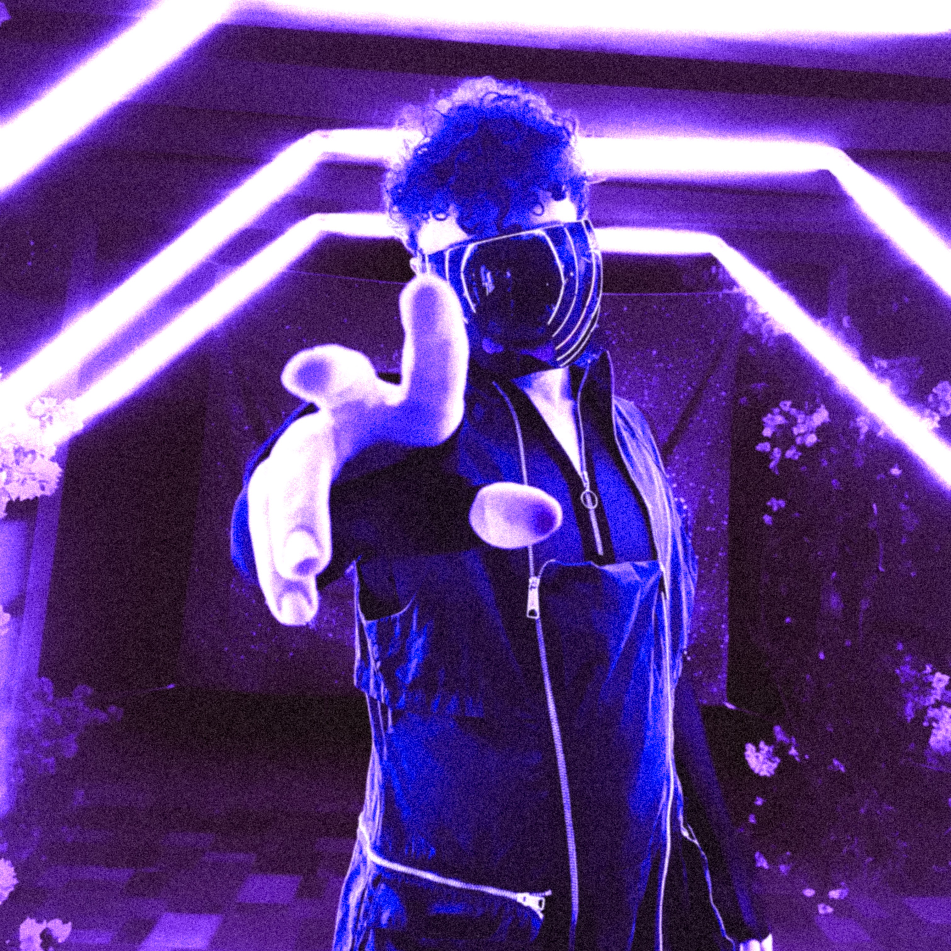 ULTRAVIOLETA thumbnail