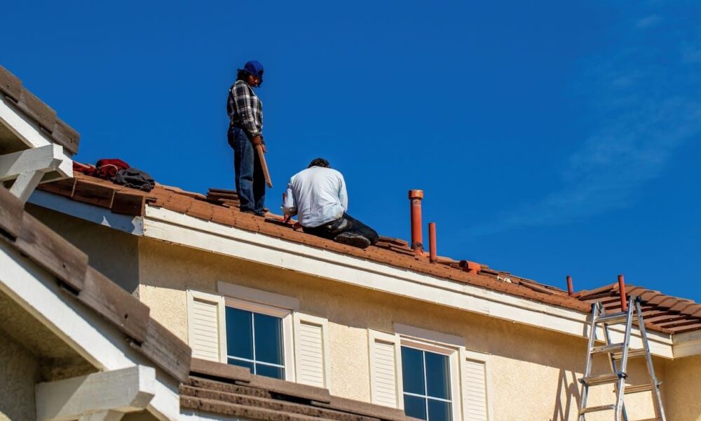The Long-Term Effects of Weather Exposure on Commercial Roofing Systems thumbnail