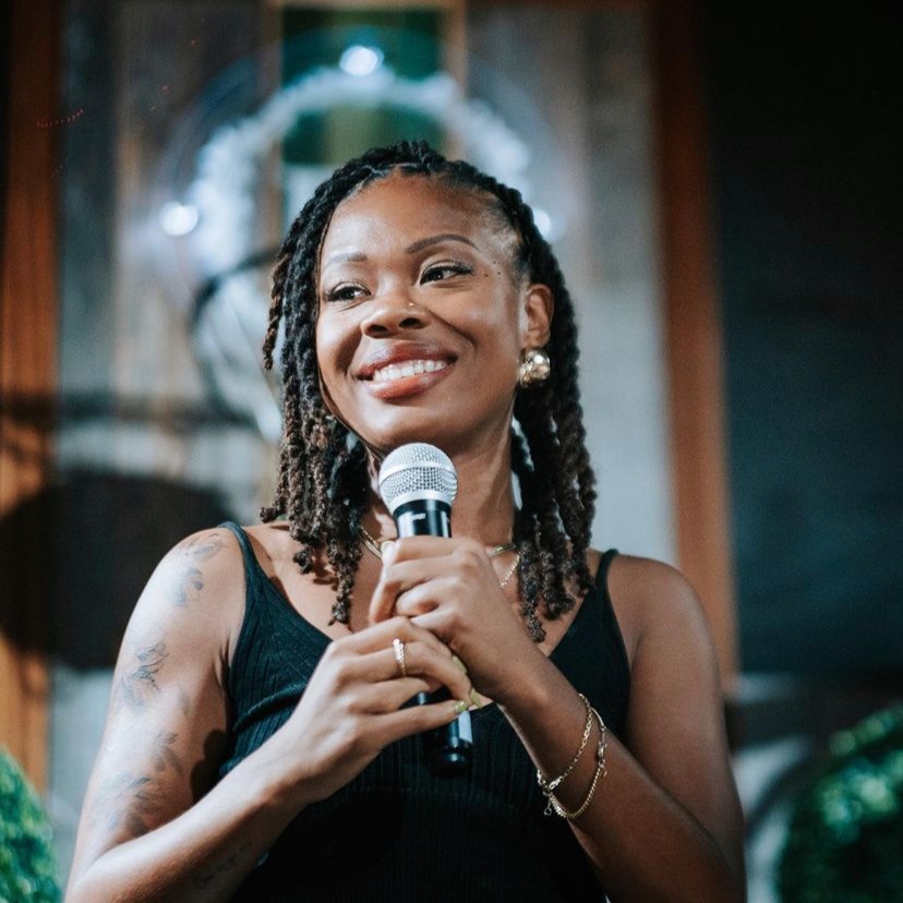 Bookinig: Anyrah Shavéh thumbnail