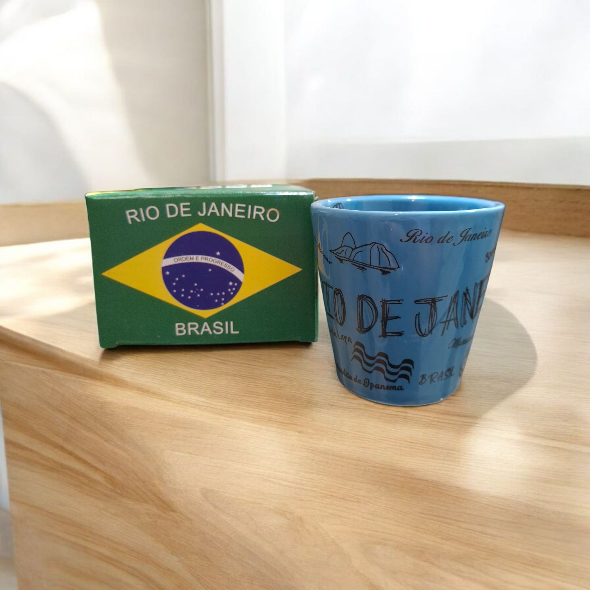 Caneca azul  "rio de janeiro"   $29,99 thumbnail
