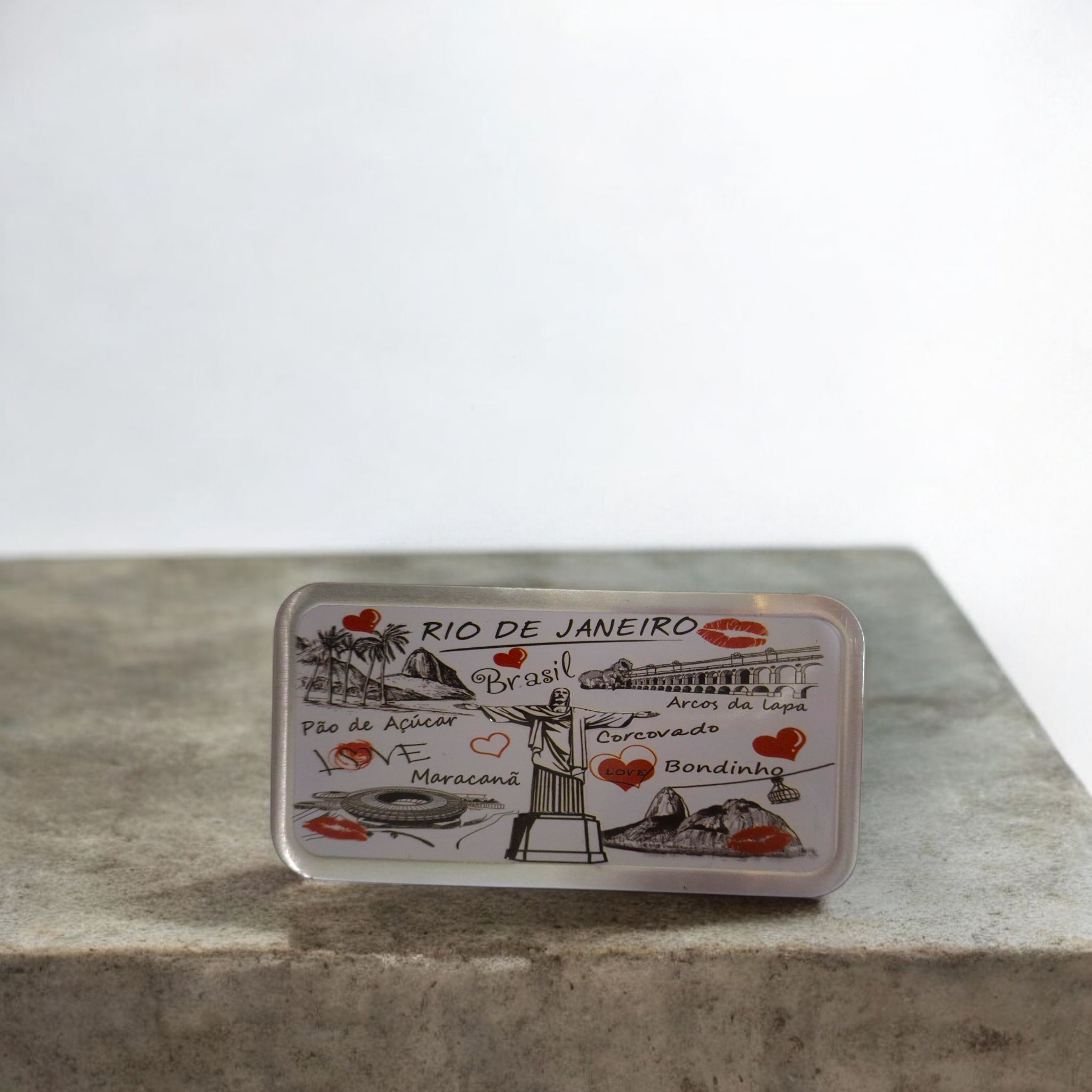 Plate Magnet  - ve as disponilibidade das estampa. R$9,99  thumbnail