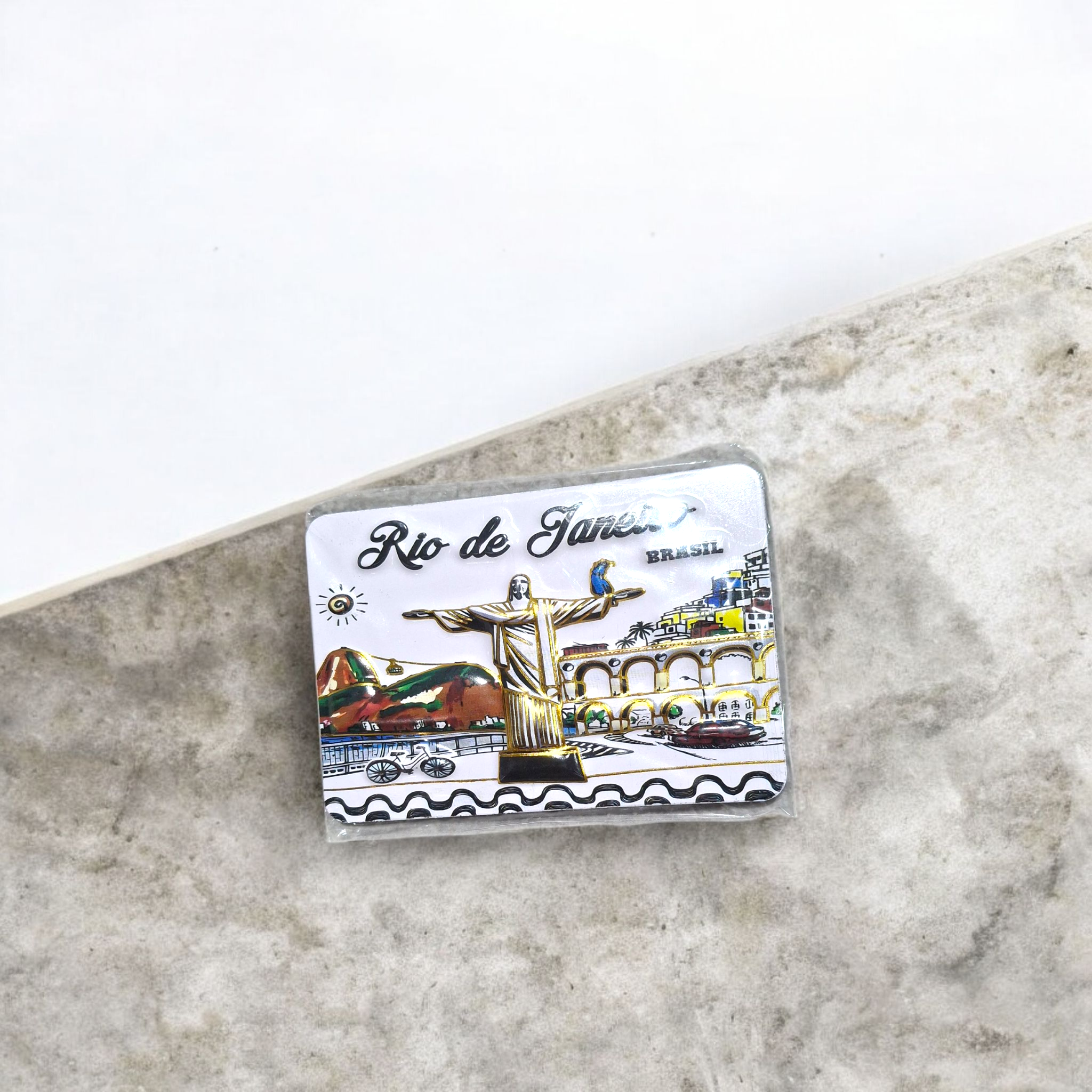 Traditional magnets - ve qual e a disponibilidade. R$9,9  thumbnail