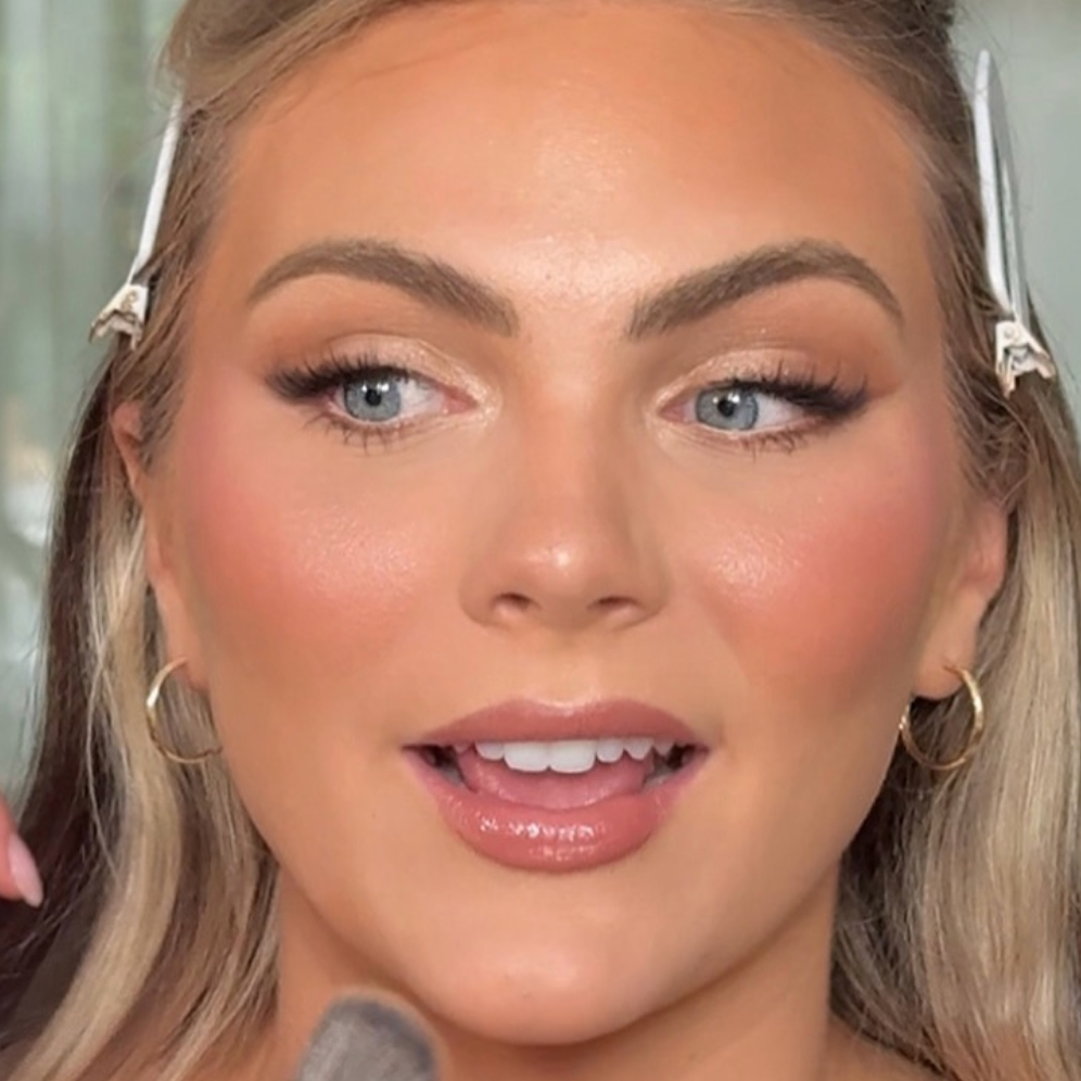 The Viral Bridesmaid / Victoria’s Secret–Inspired Glam – MOST REQUESTED PRODUCTS USED thumbnail