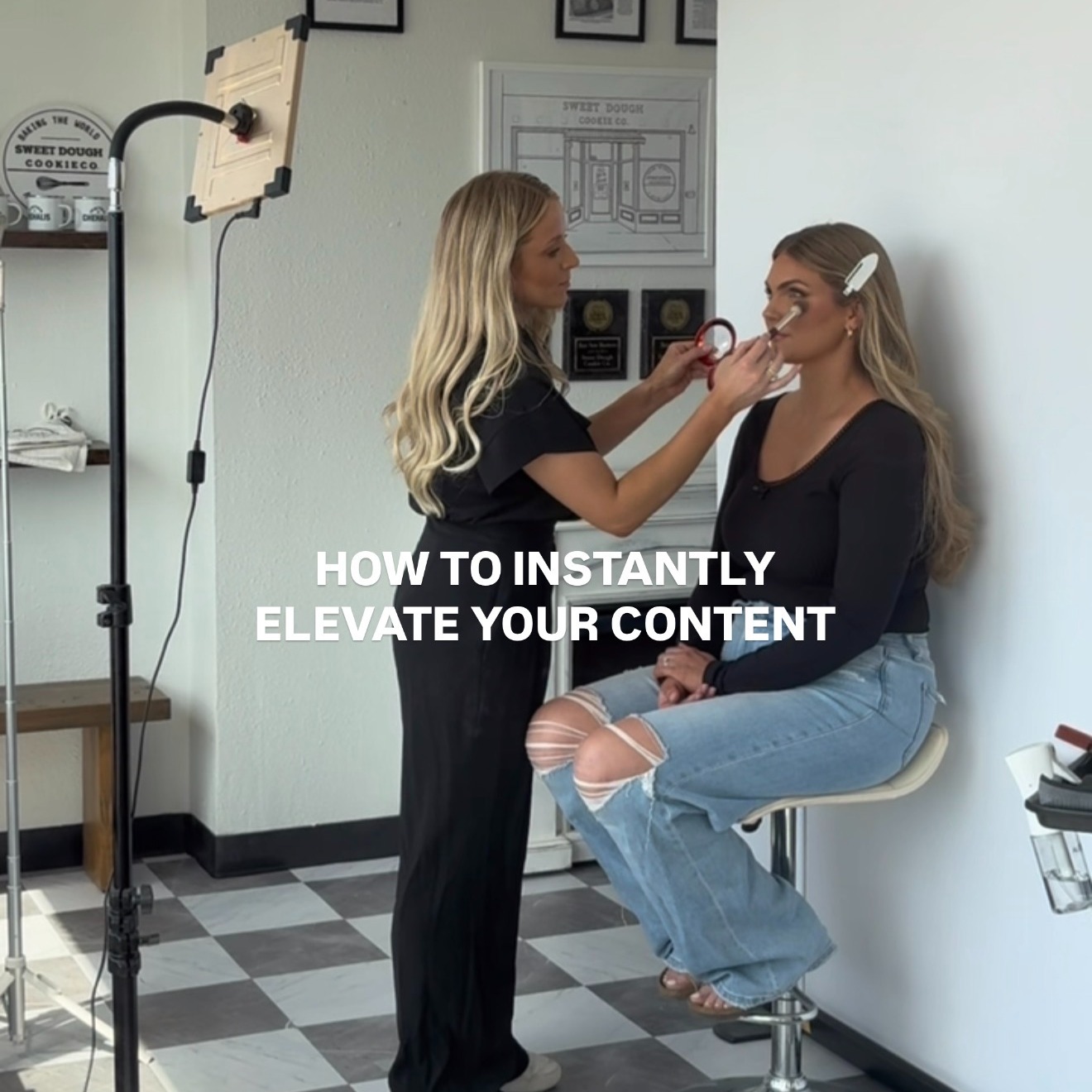 PORTABLE STUDIO KIT: Backdrop & Media Essentials thumbnail