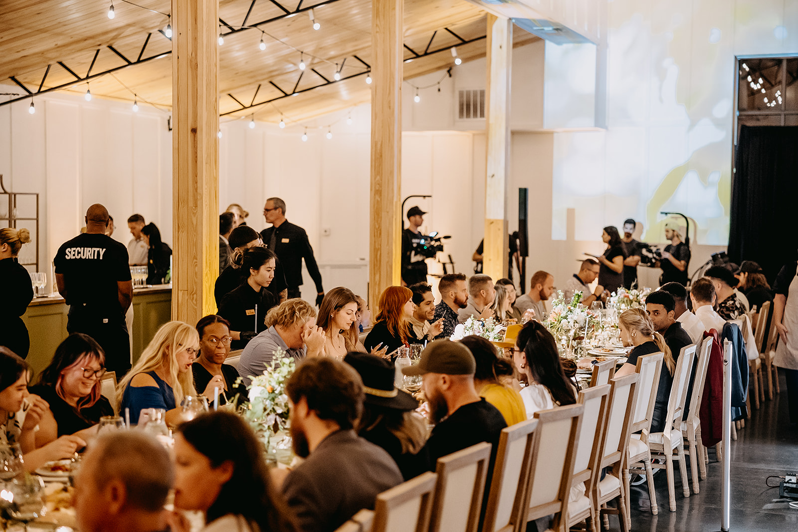 From dream weddings to baby showers to small gatherings of all kinds, celebrate life’s little moments at SoireEstate.

S
