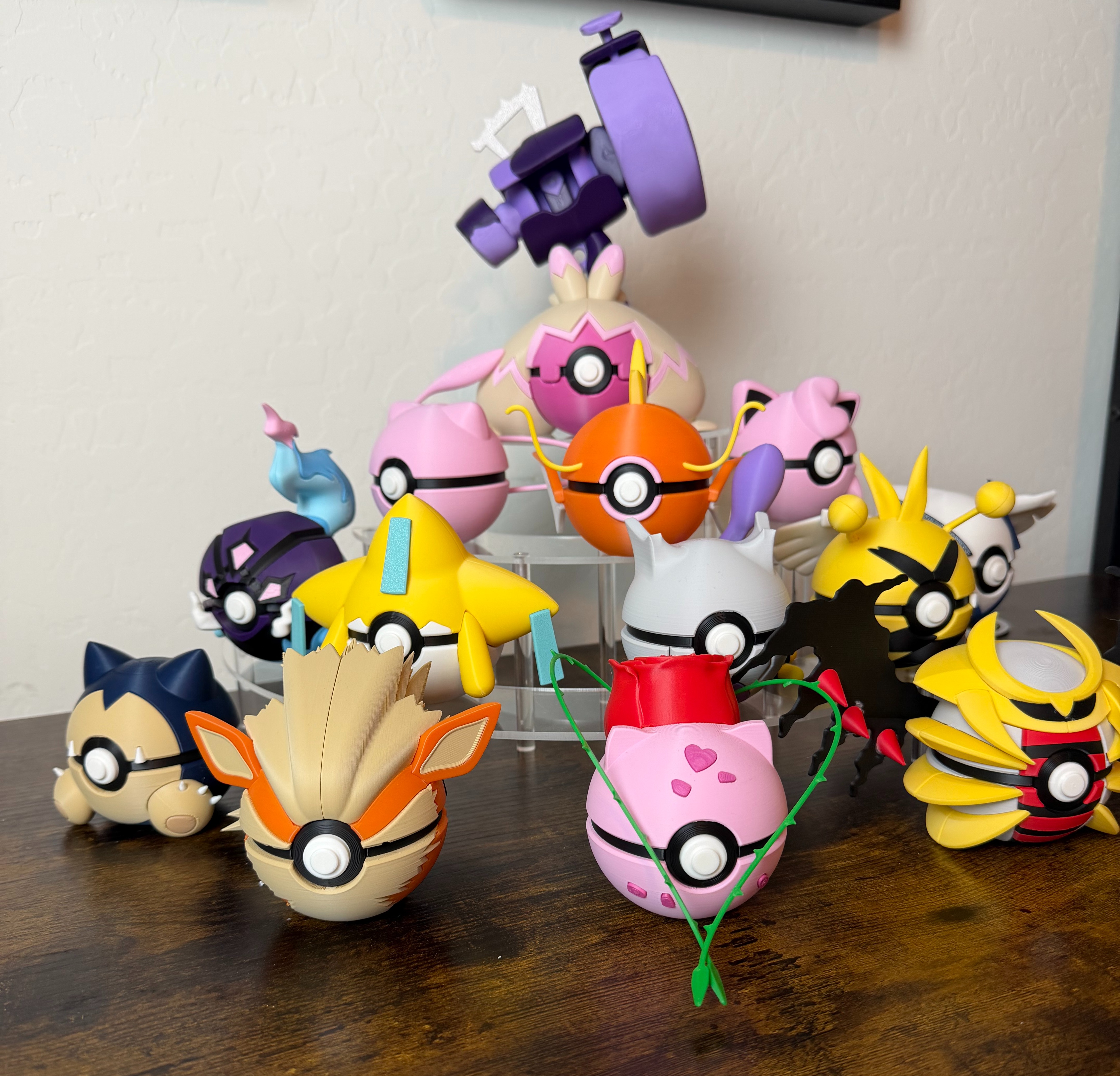 Assorted Poke Balls thumbnail