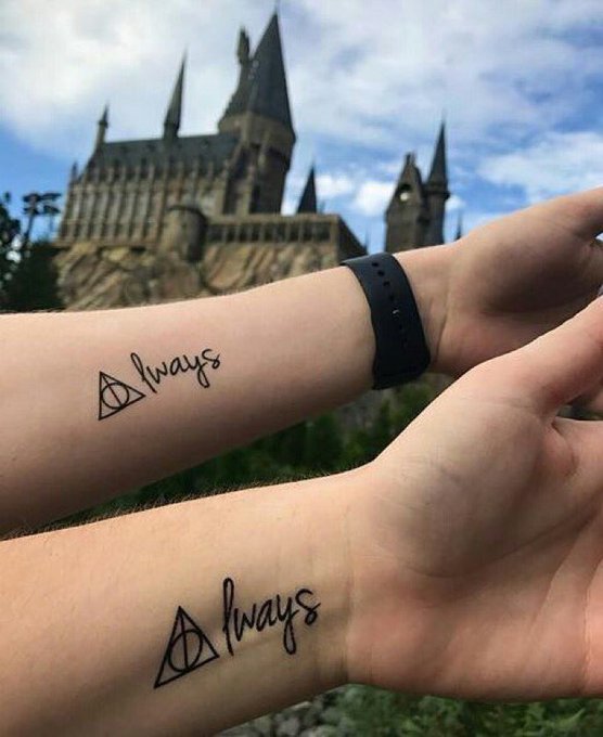 Design own cool Cloths thumbnail