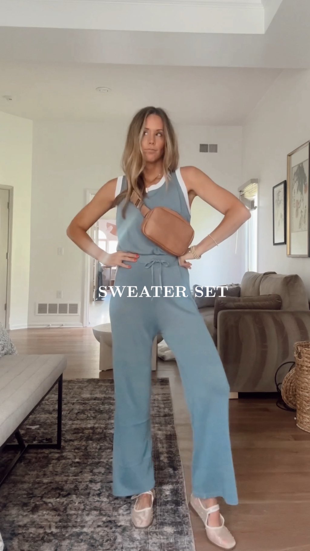 What I’m wearing today! Comment “ootd” and I’ll DM you! This set is a super lightweigtt he sweater material! Love the pi