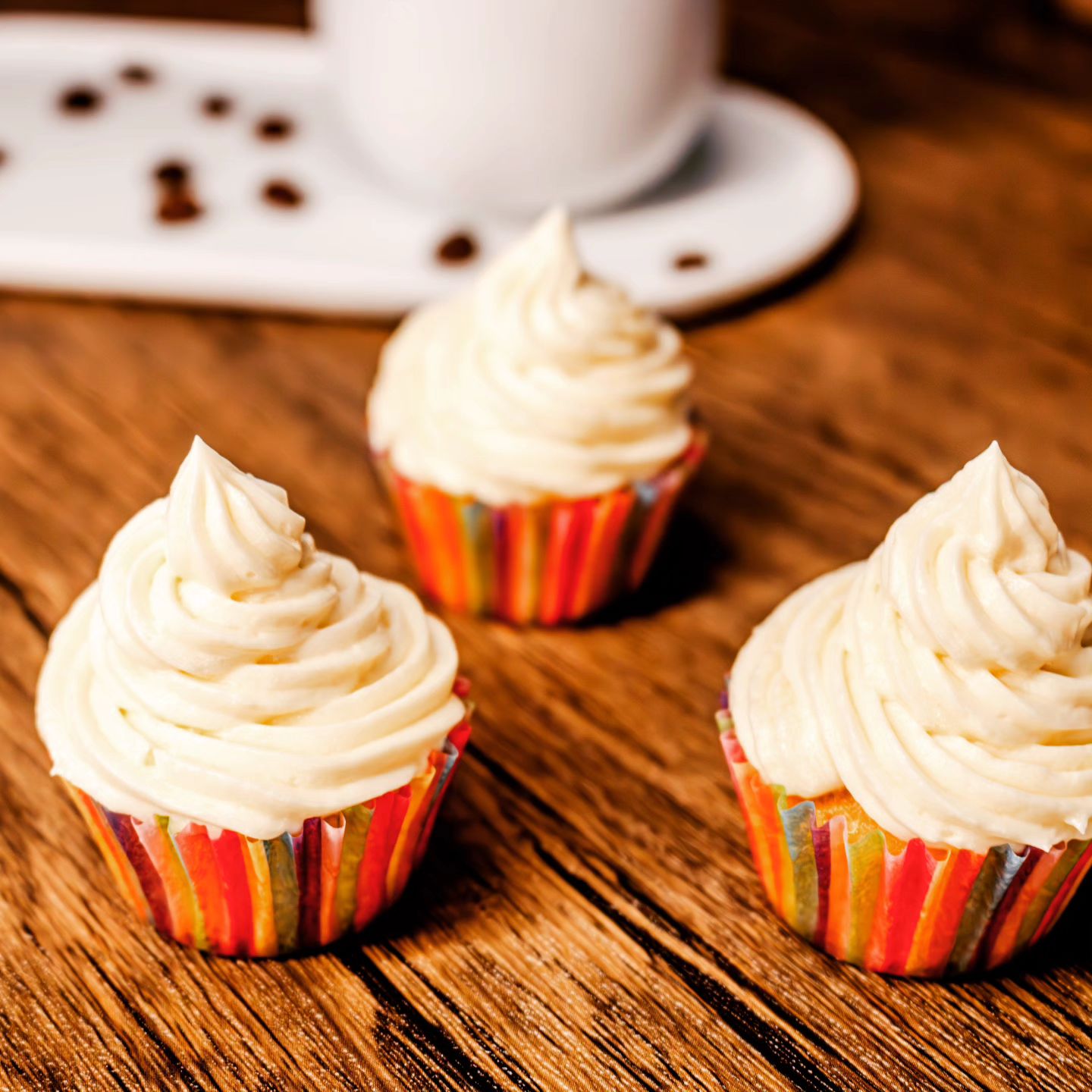 Cupcake, available in mini and standard size, perfect for your birthday or other celebrations 🎉🎊🎂