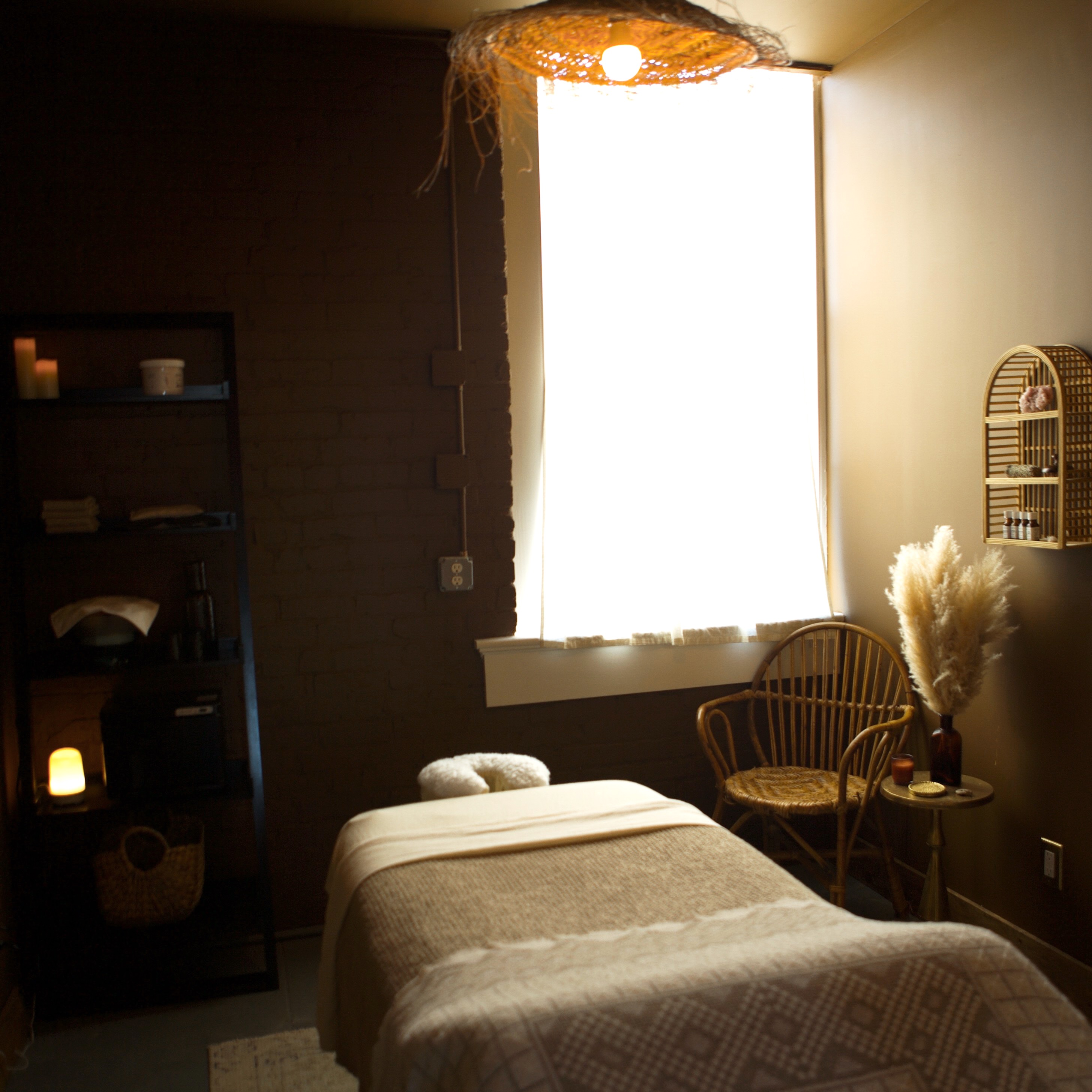 bespoke branding + graphic and web-design | muse marketing thumbnail