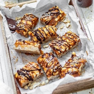 SALTED CARAMEL BARS thumbnail