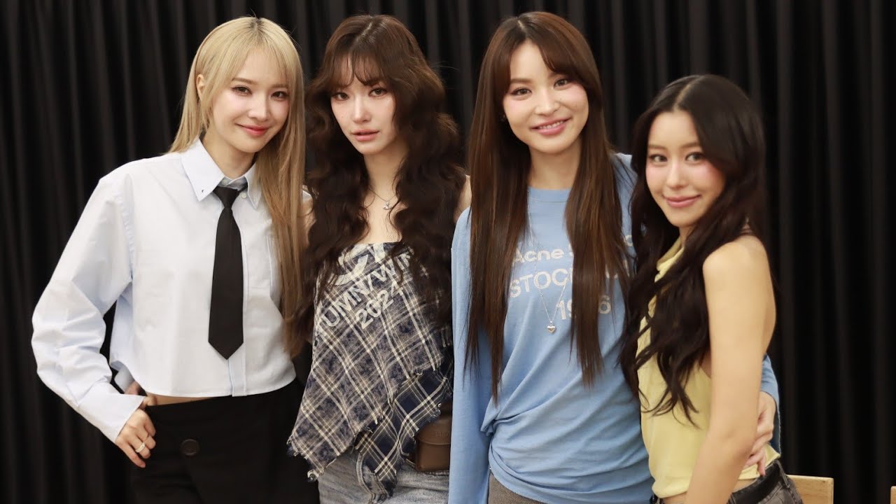 [LIVE] คุยกับ 4 สาว แจน-จิงจิง-กระปุก-ไซซี thumbnail