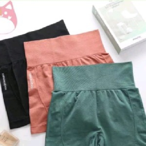 Shorts esportivo  thumbnail