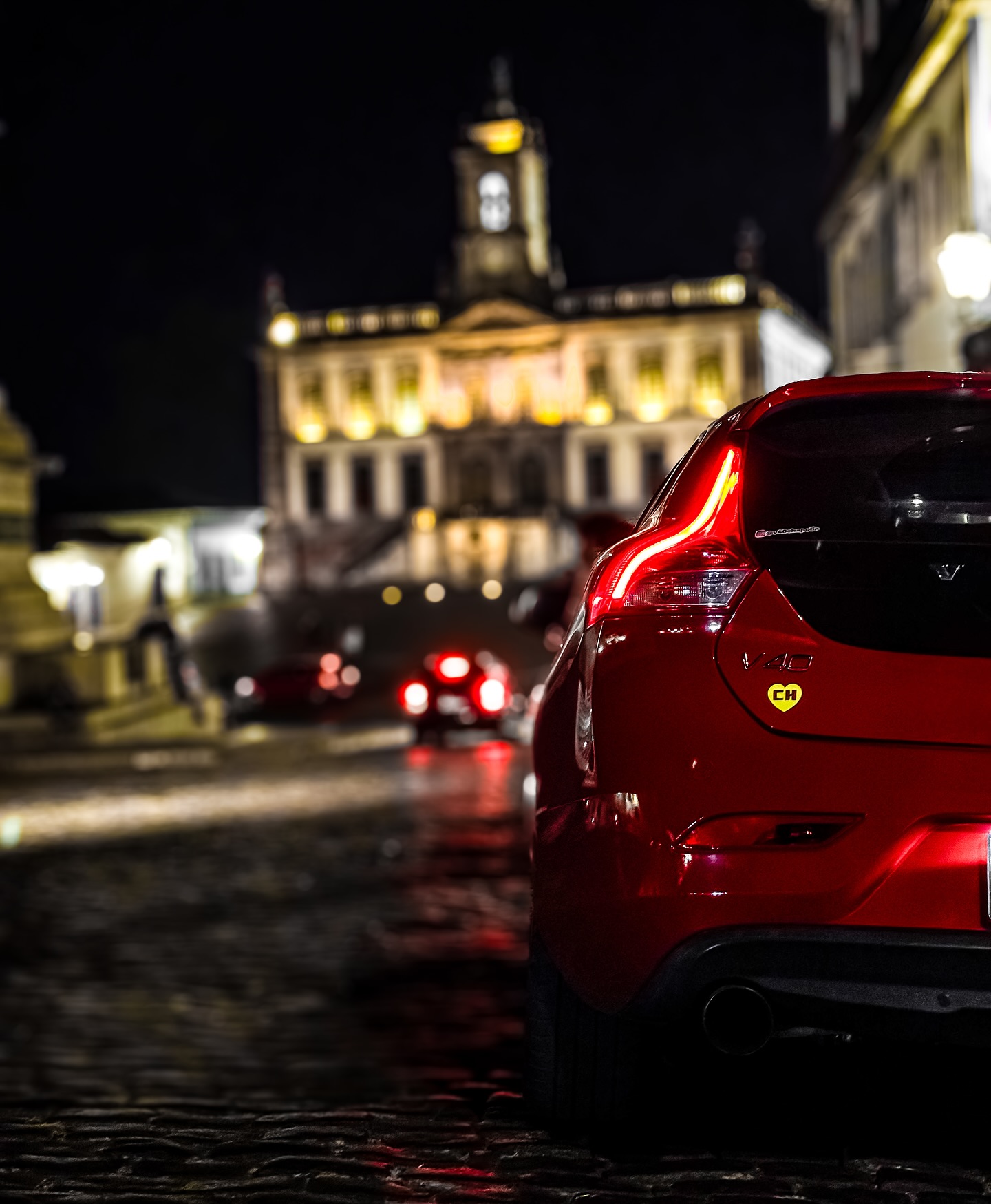 Esse carro não cansa de encantar os meus olhos 😍🚗💨🔥-
-
-
#volvo #volvov40 #fivetech #v40chapolin #carro #carros #suecia 