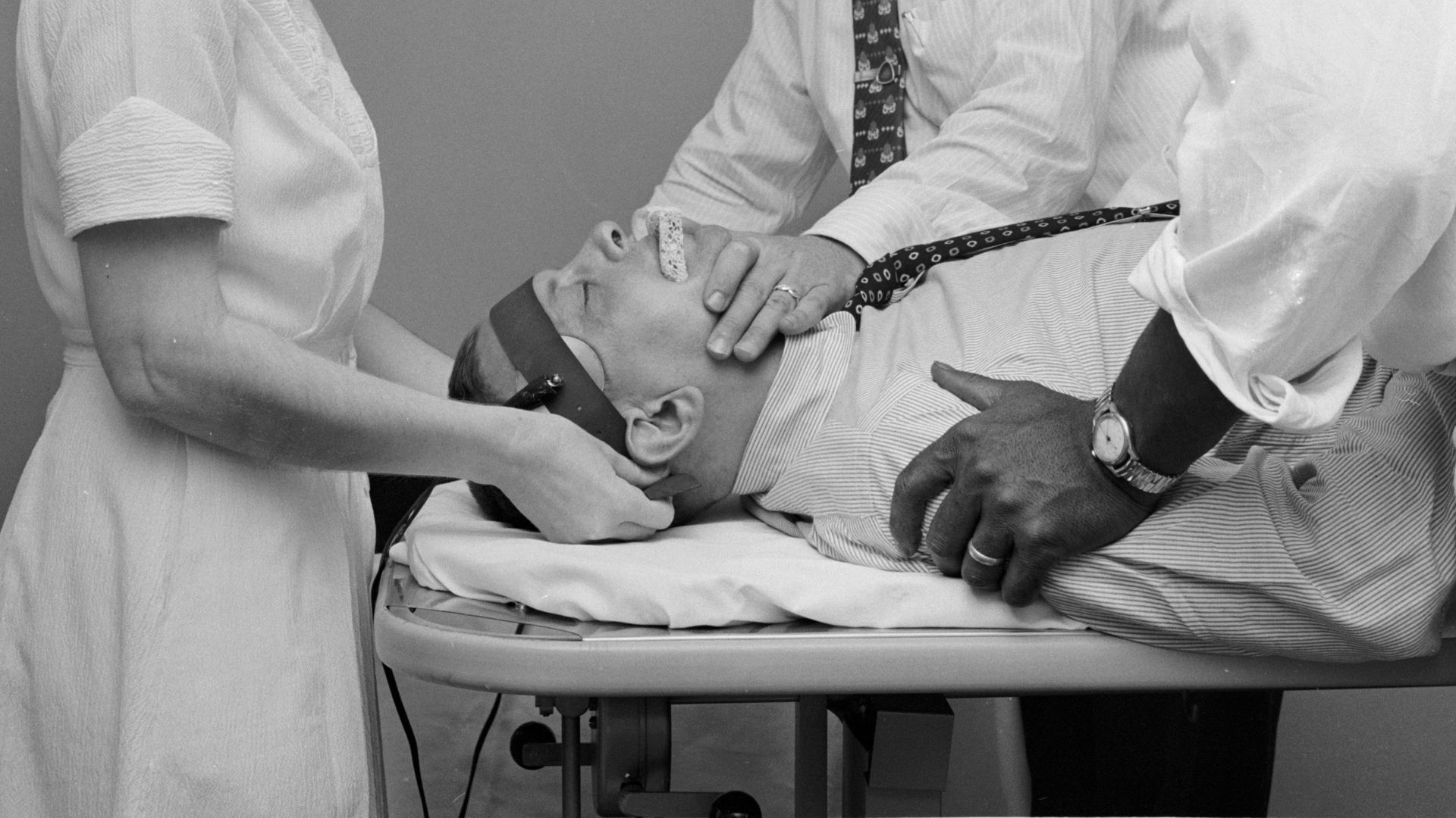 The Persistent Mysteries of Electroconvulsive Therapy thumbnail