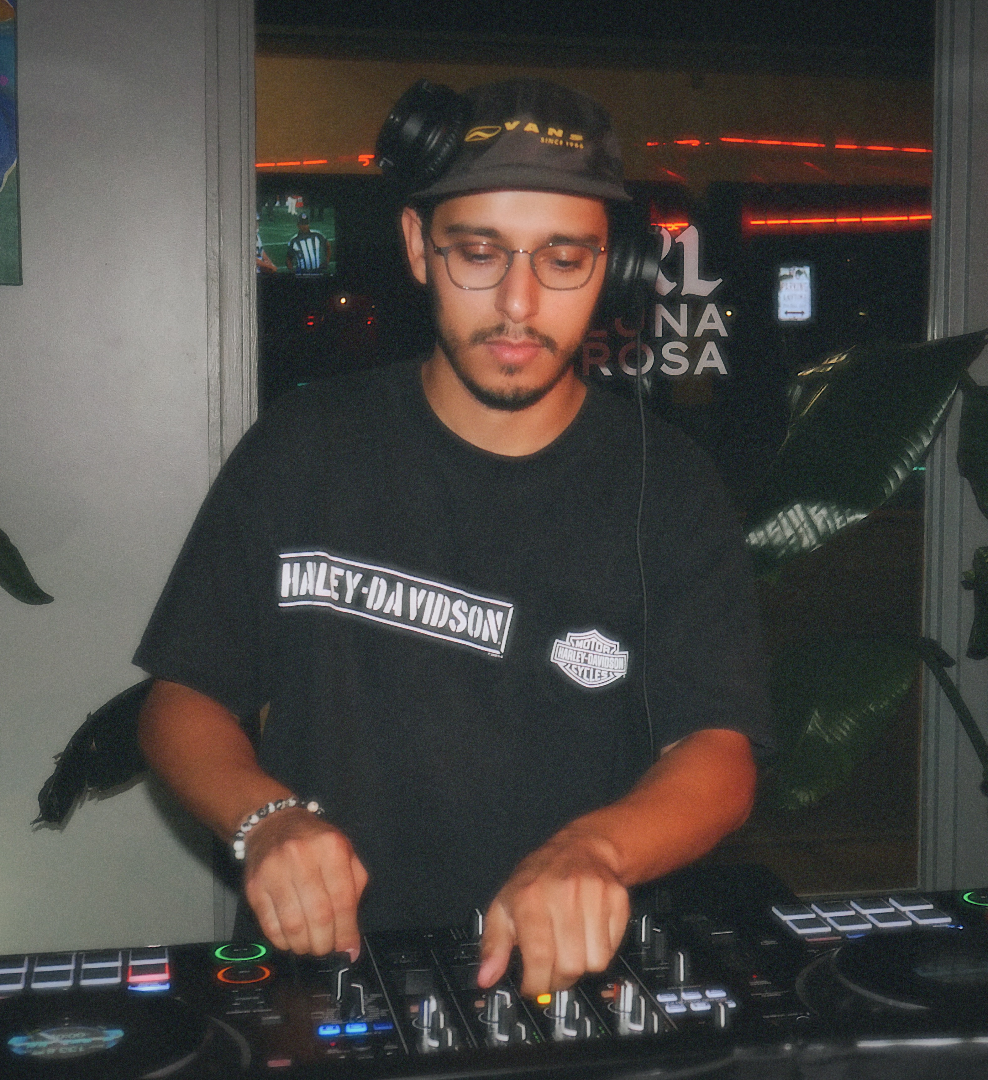 OFFICIAL DJ SHADES EPK thumbnail