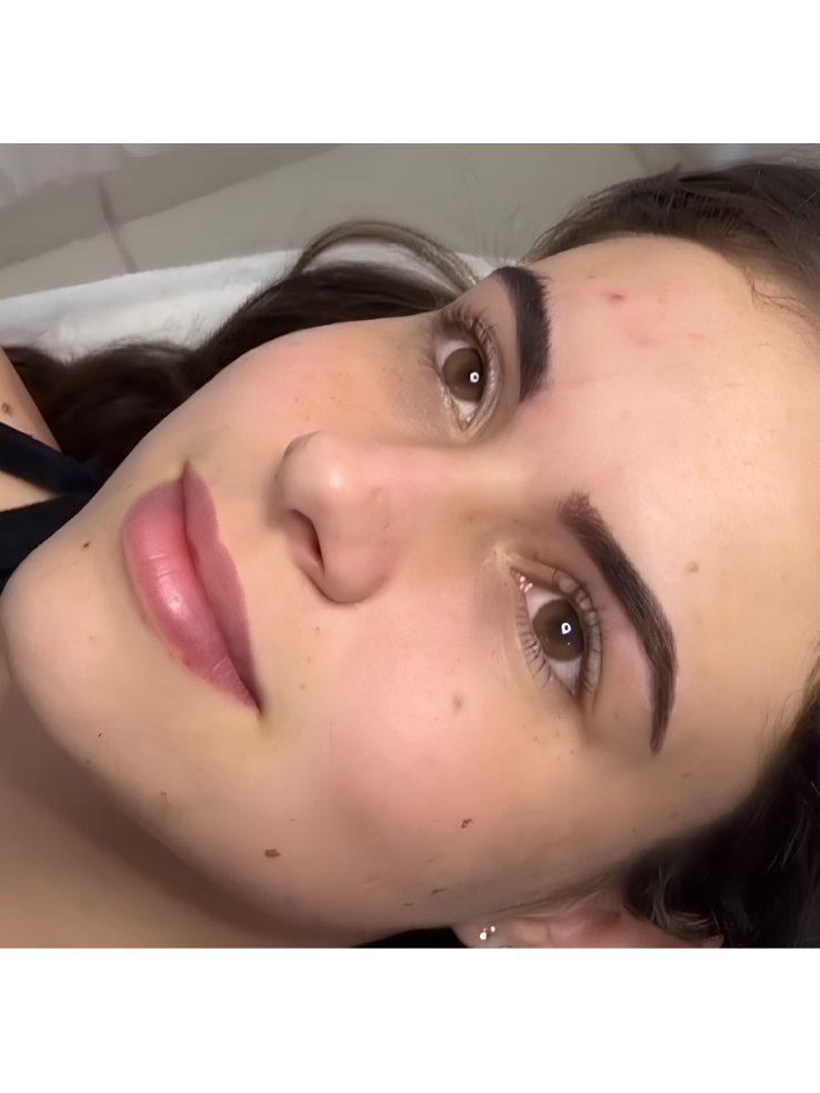 DESIGN DE SOBRANCELHAS COM HENNA thumbnail