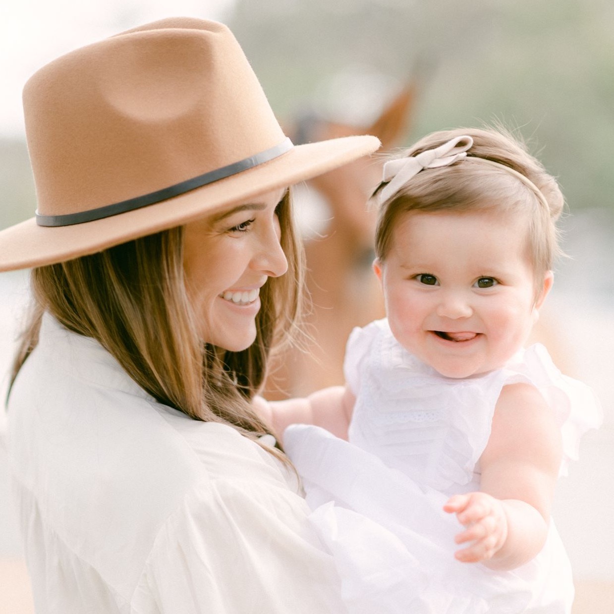 Roswell, GA Motherhood Mini Event in April thumbnail