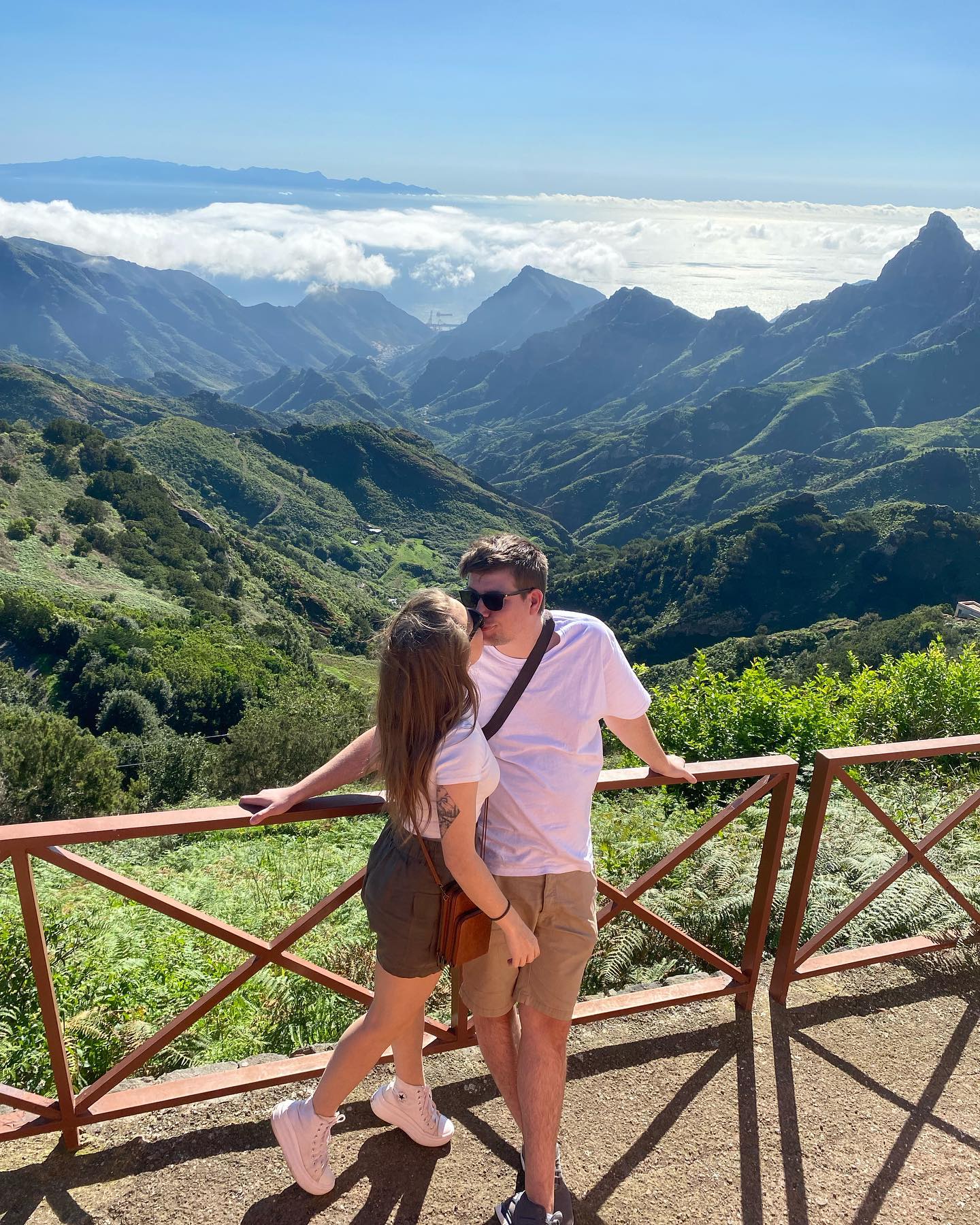 📍Parque rural de Anaga 

 Subiendo a la famosa ruta de Anaga, nos encontramos con este mirador al lado de la carretera, 