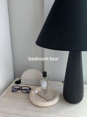 bedroom tour 🖤☁️ #bedroom #bedroomtour #homedecor #home #bedroomcheck #bed #bedding 