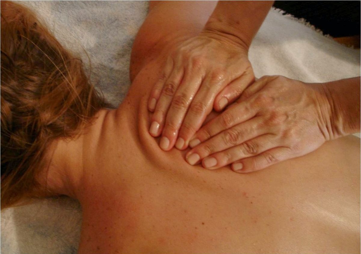 Massagem Terapêutica (MTC) thumbnail