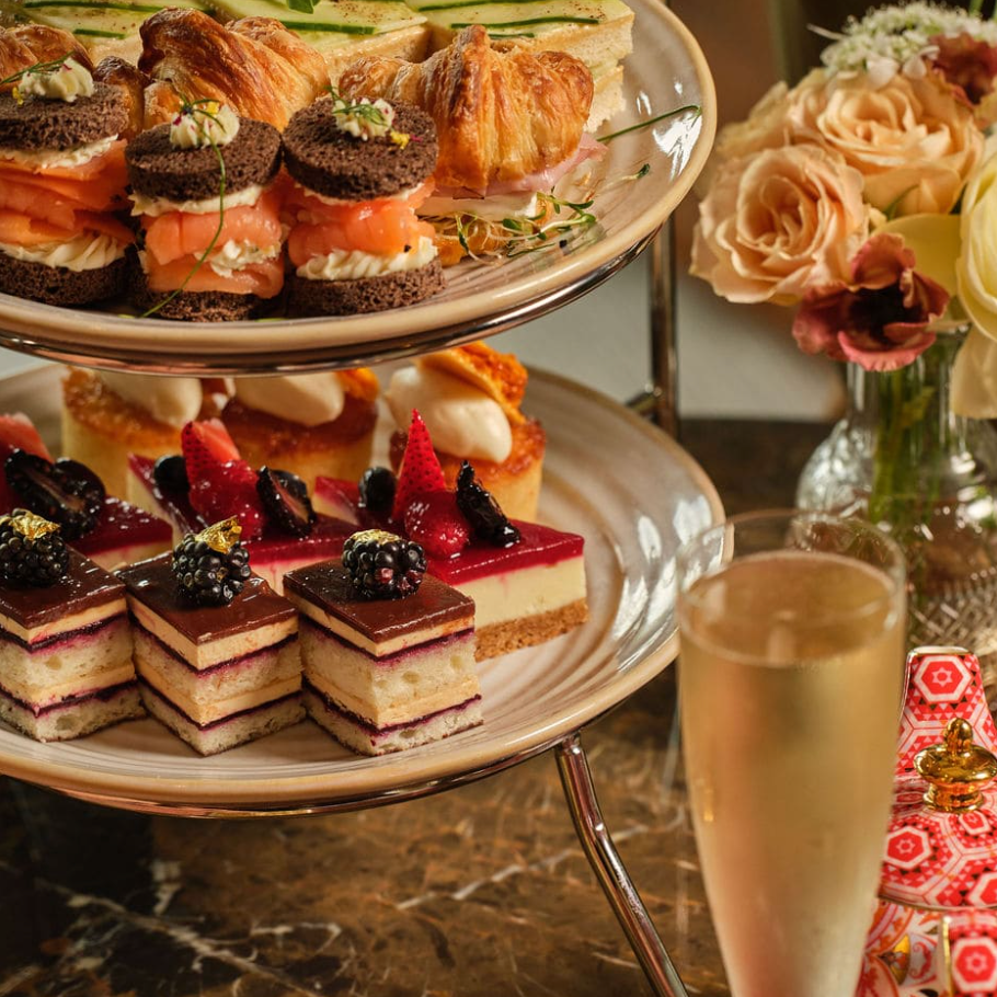 Galentine's Tea & Tarot thumbnail