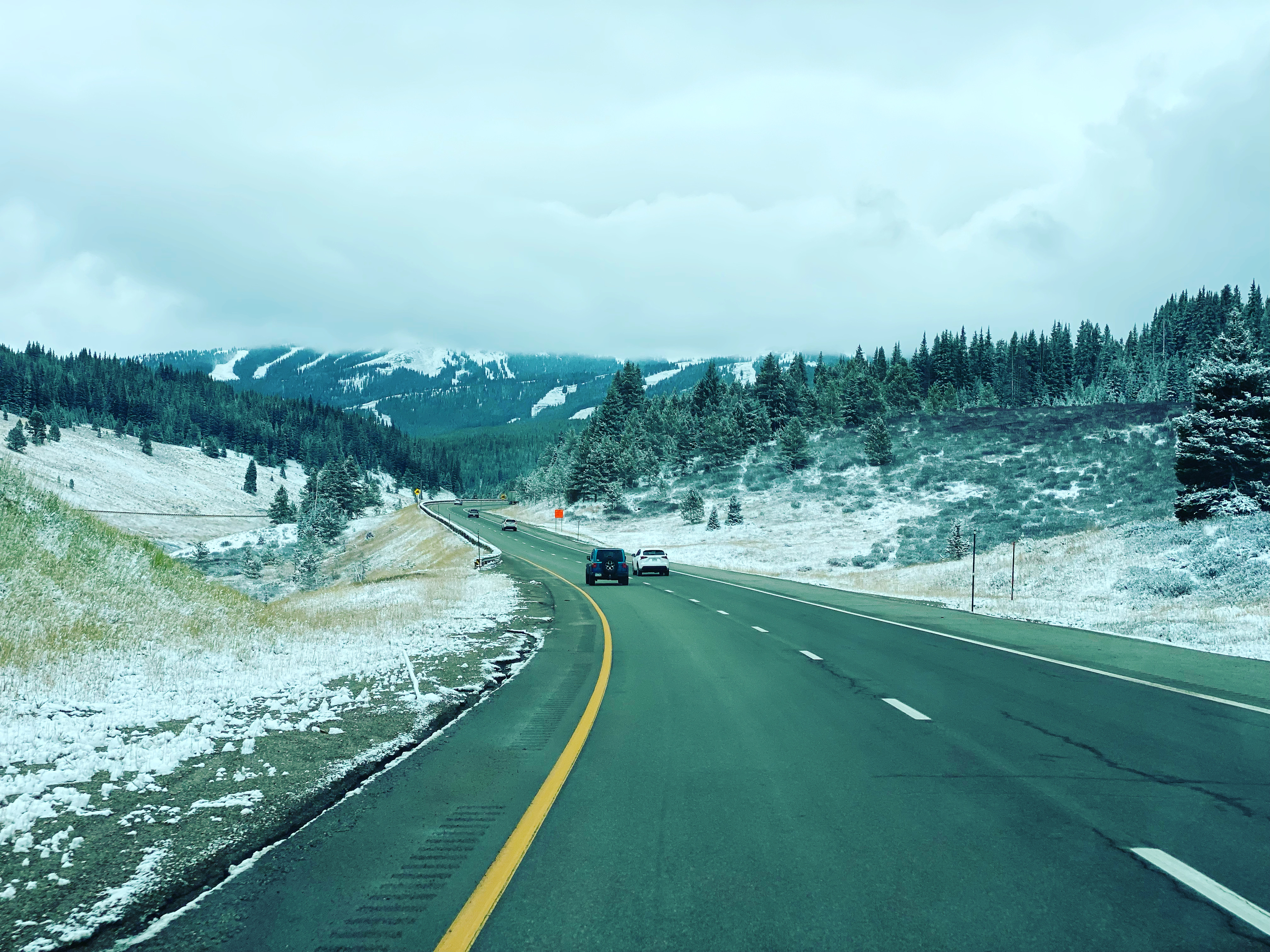 Taking a road trip from Denver to Vail thumbnail