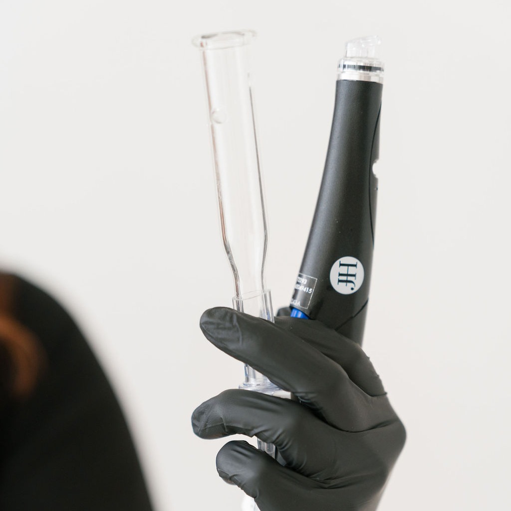 Deluxe Hydrafacial $200 (Save $75) thumbnail