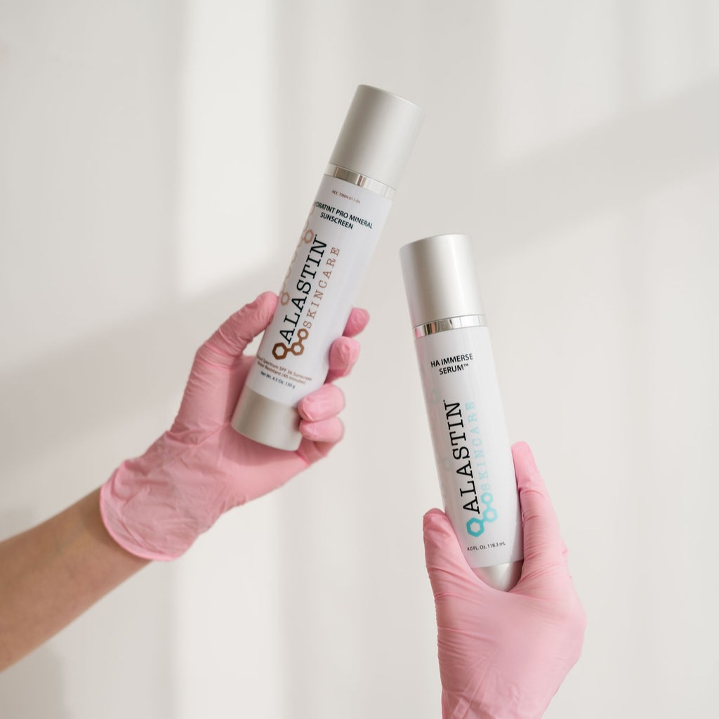 Facial + Complimentary Dermaplane: (Savings of $100) thumbnail