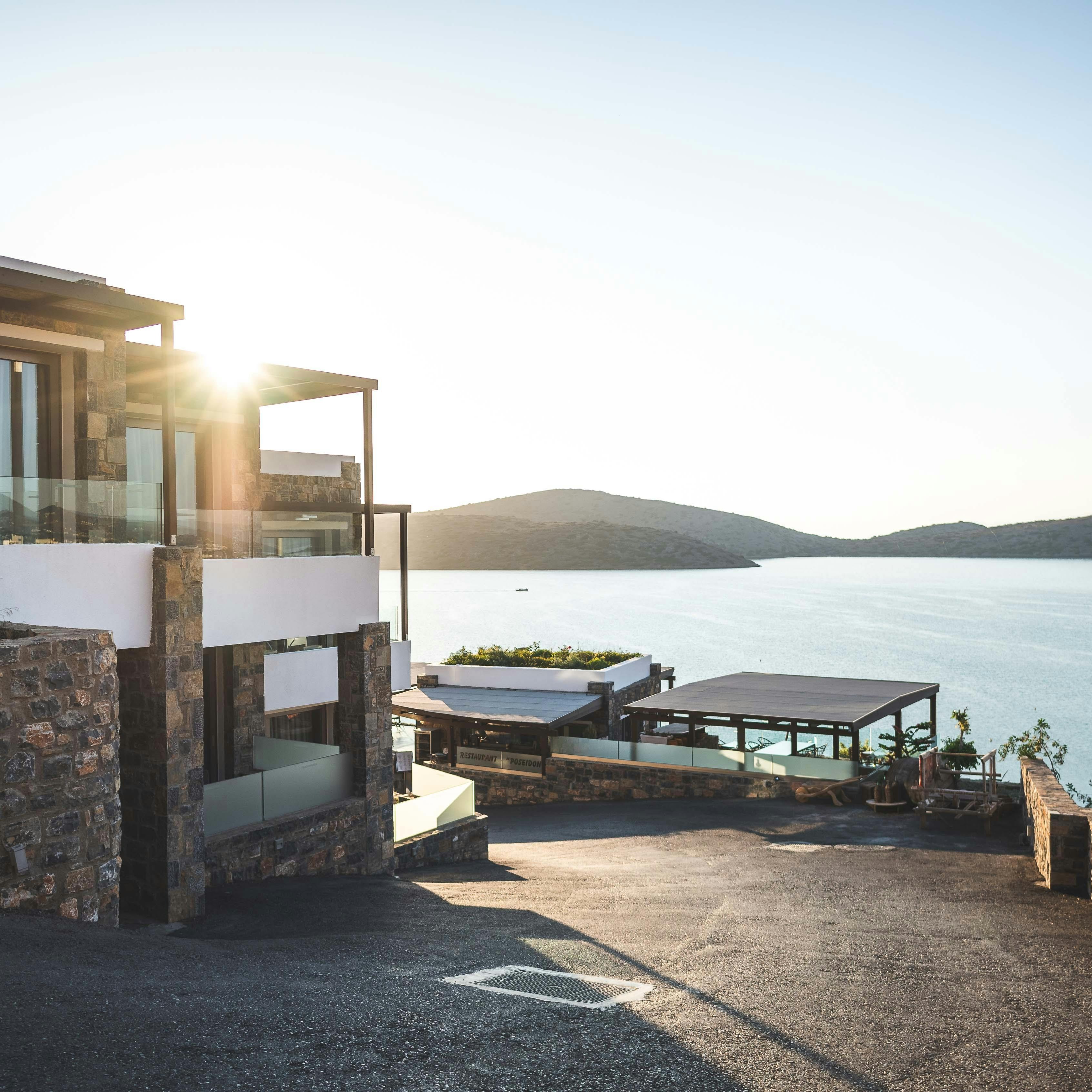 EXCLUSIVE ACCESS OFF-MARKET PROPERTIES thumbnail