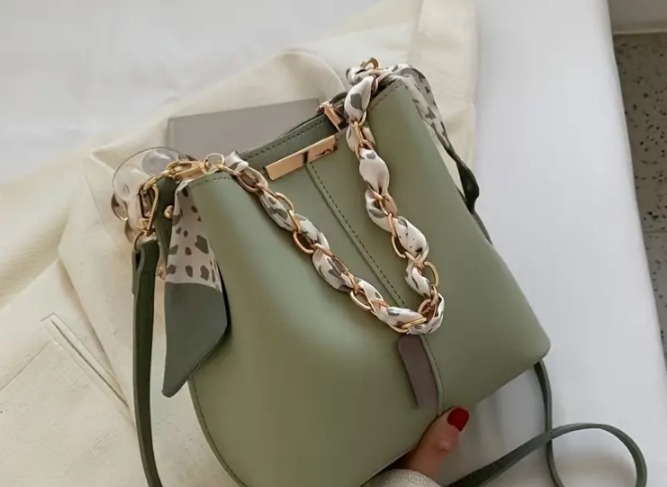 Bolsa Transversal Elegante e Estilosa. thumbnail