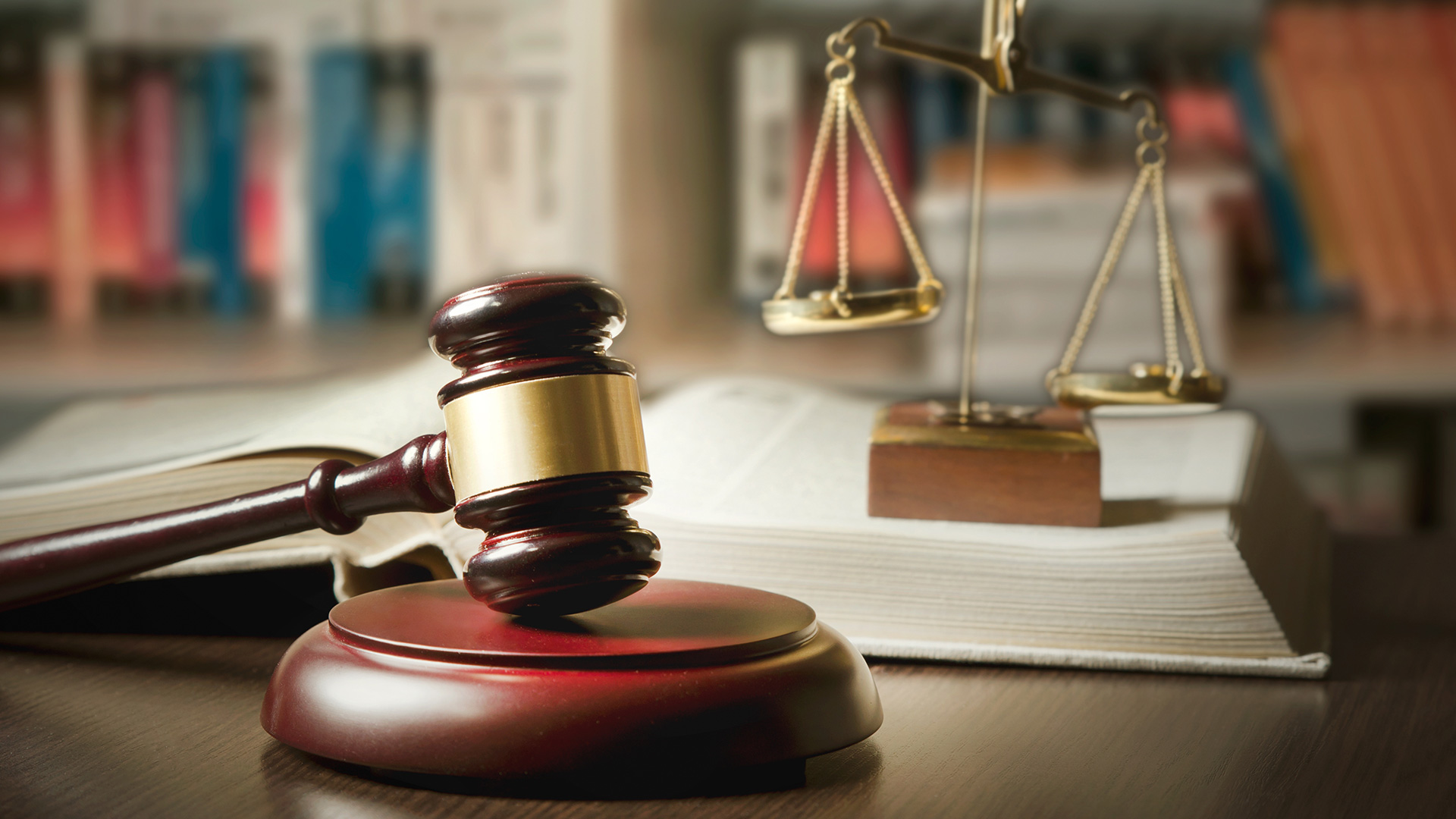 Criminal Lawyers in Dubai | UAE Debt Collection thumbnail