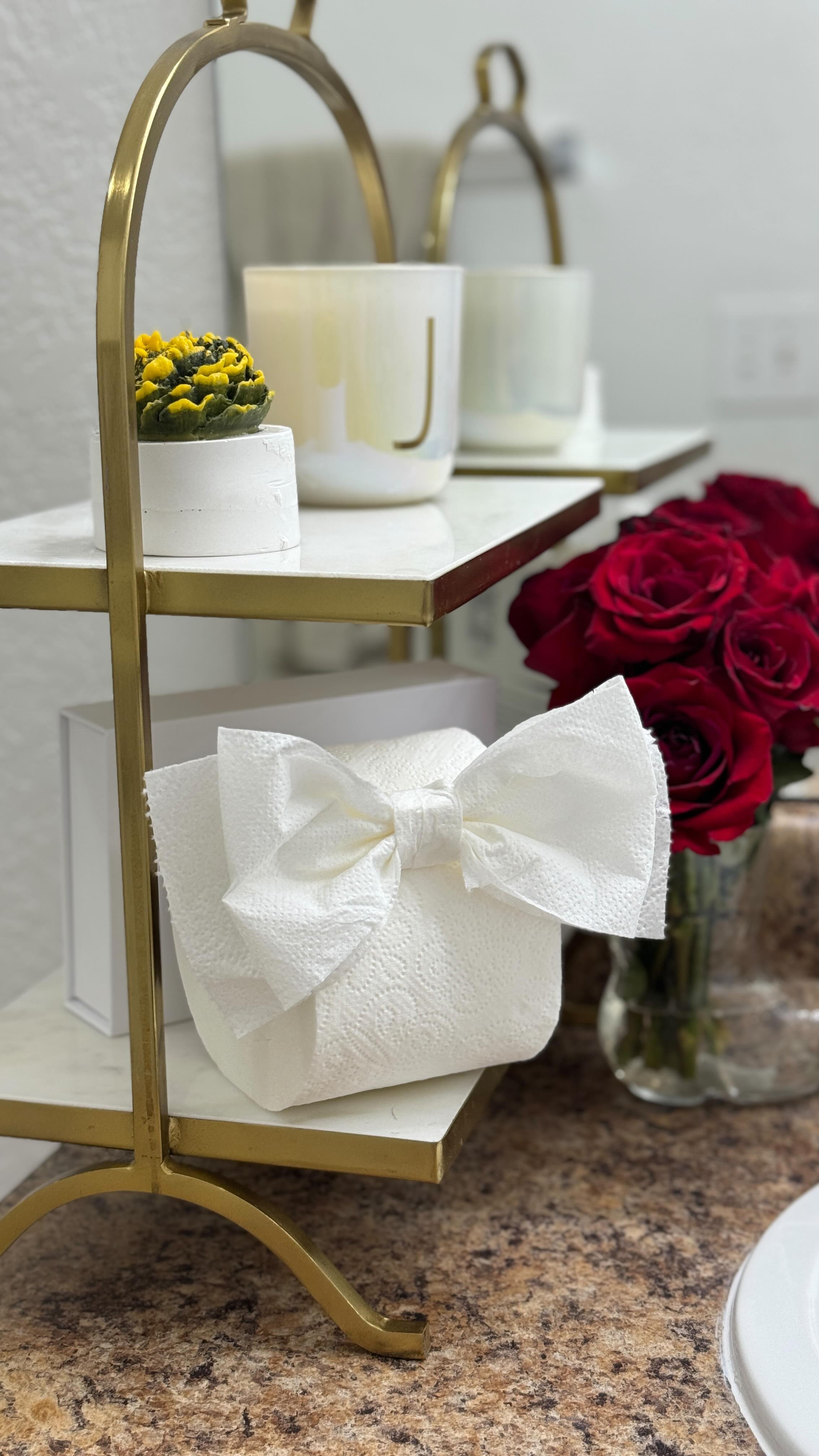 Arreglo con papel sanitario para tu baño 🧻🎀
.
.
.
#detalles #ideas #adorno #baño #tips #💡 #homedecor