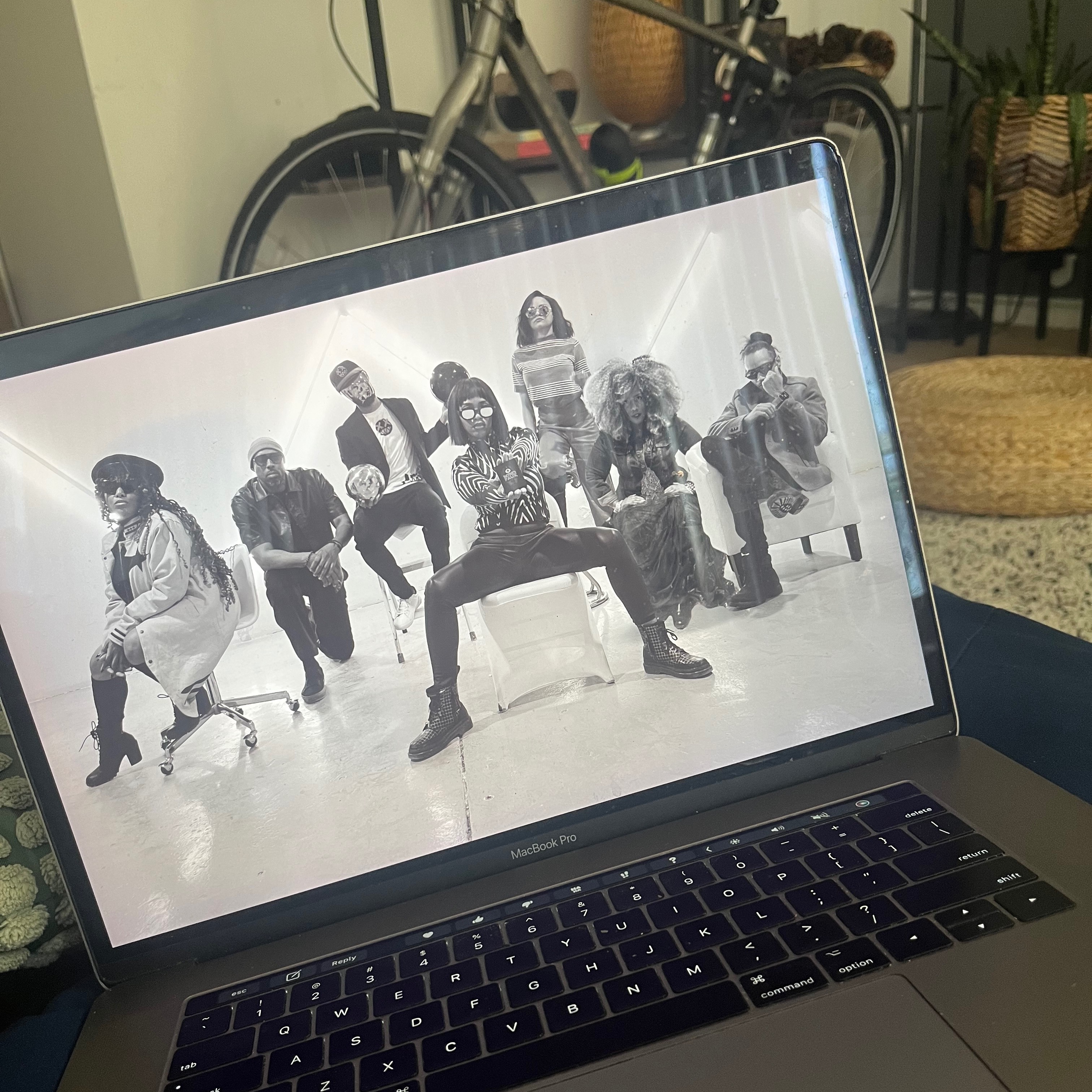 Photoshoot  thumbnail