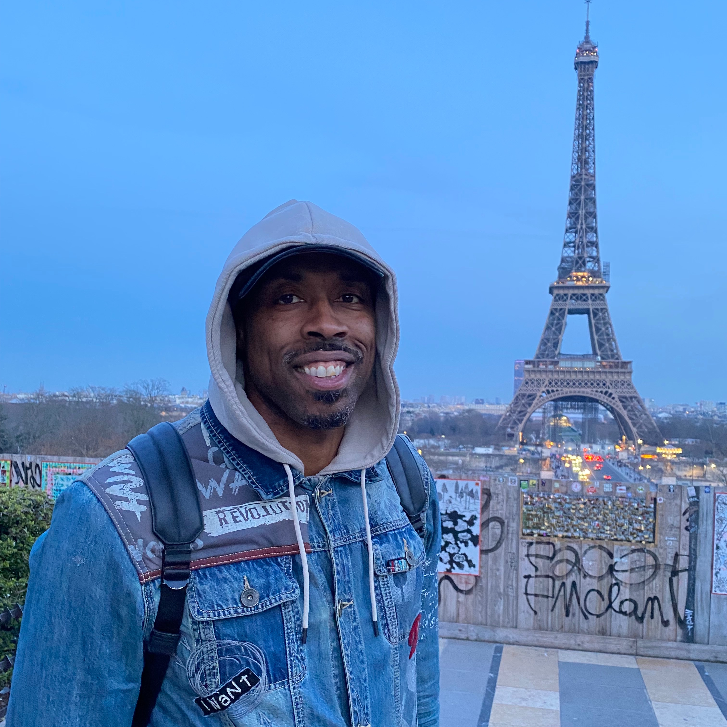 Evenings in Paris thumbnail