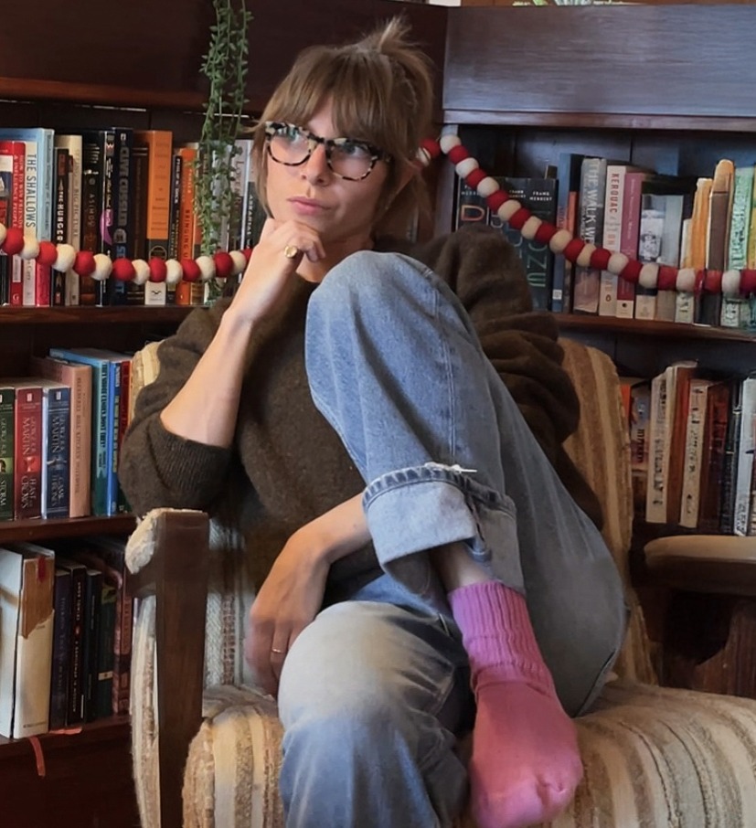 book a private decorating consult with me! thumbnail