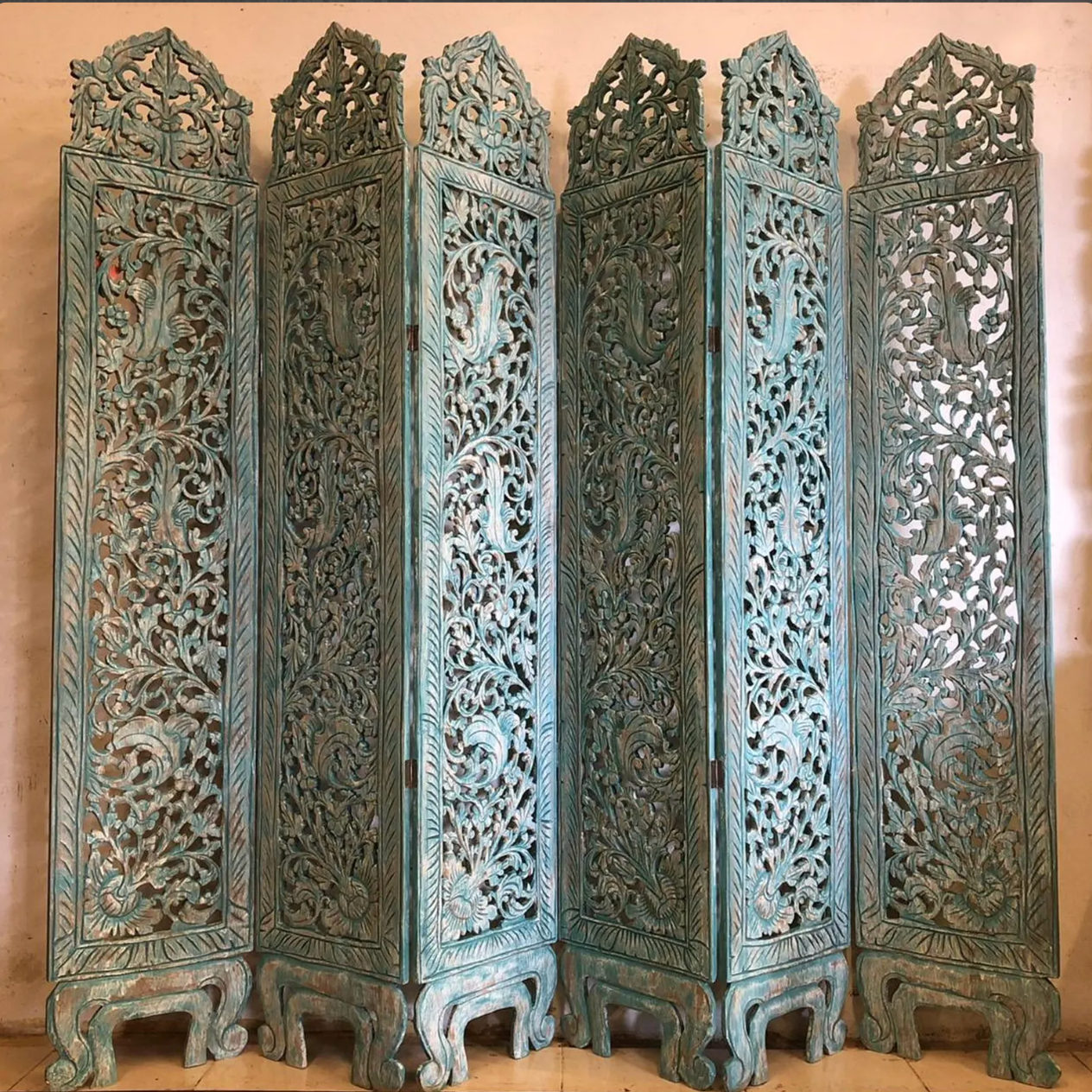 blue carved thumbnail