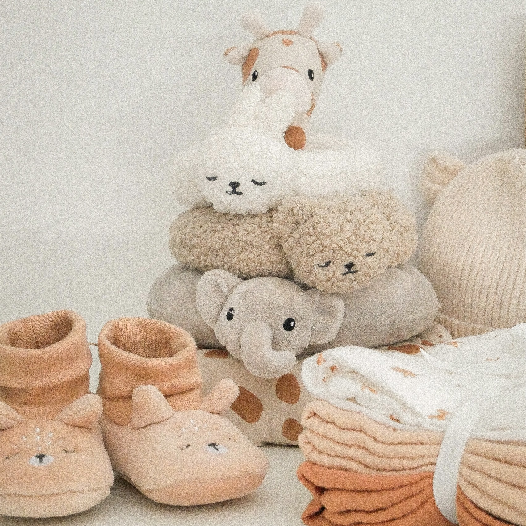 ACHATS MAISON & BÉBÉ thumbnail