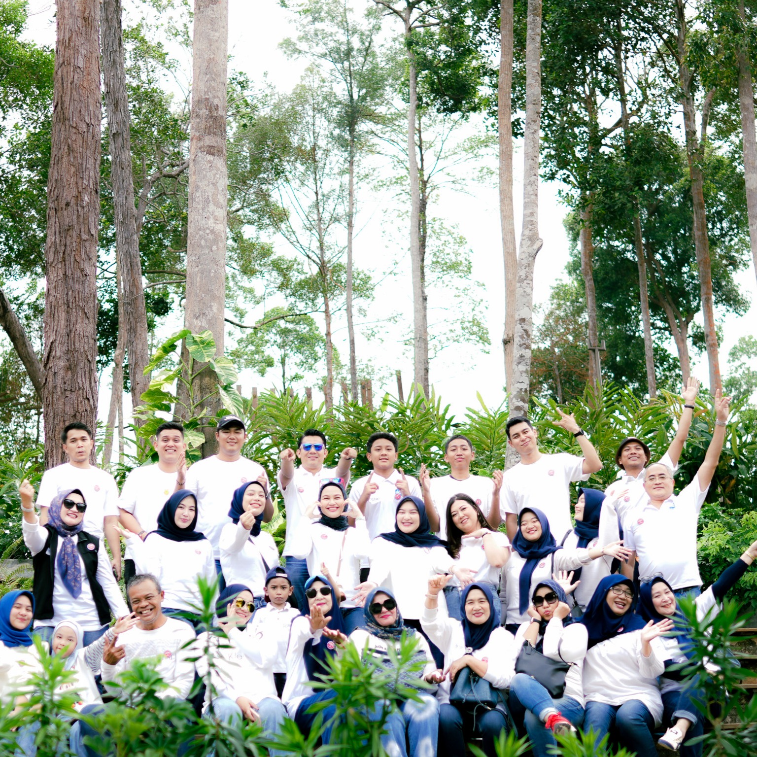 Family Gethering - OutBond thumbnail