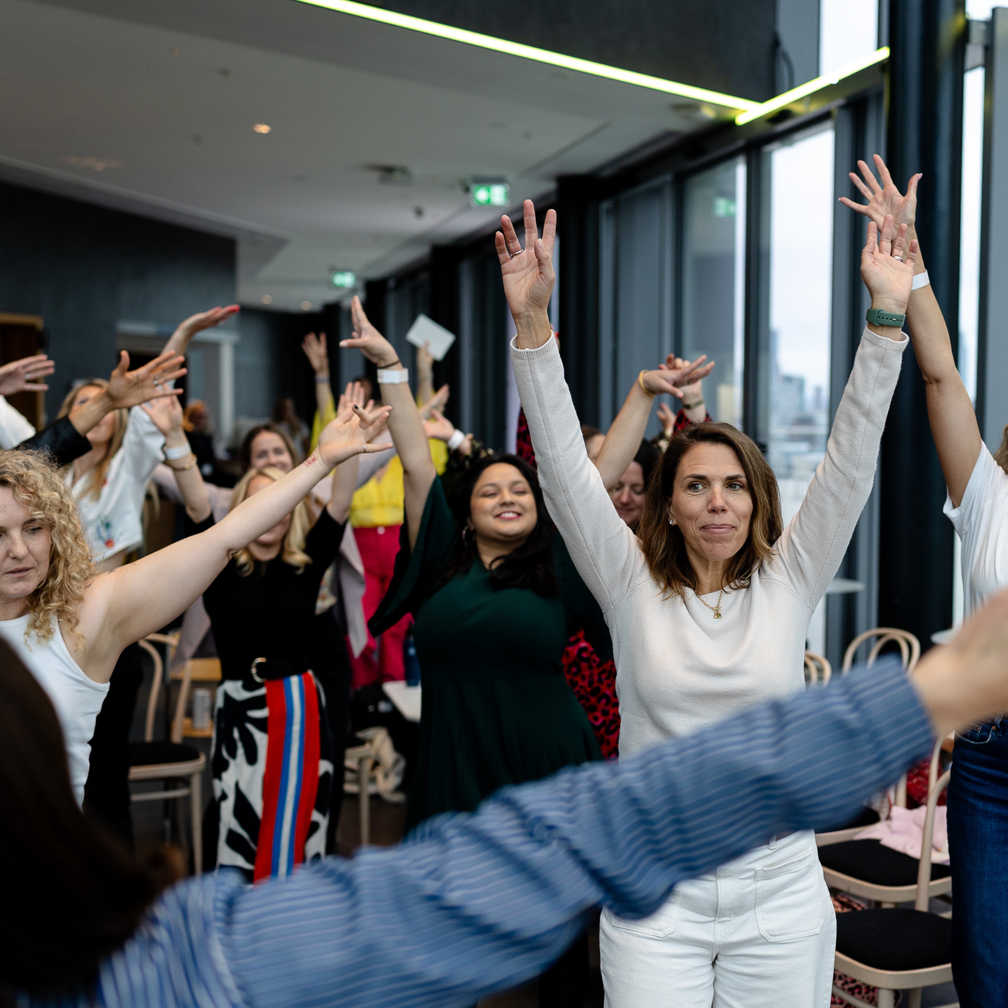 WORK WITH ME | Teams - Conferences - Individuals Confidence & Communication Training  thumbnail